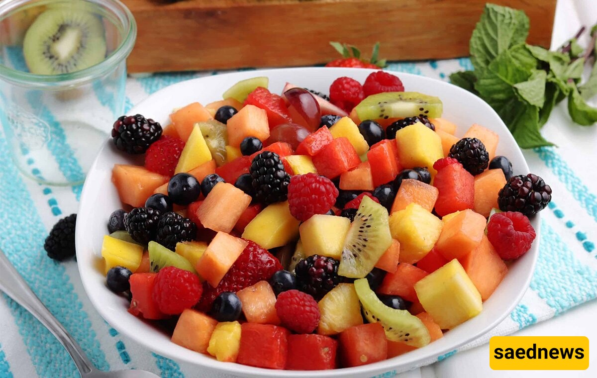 Fresh Fruit Salad with Honey