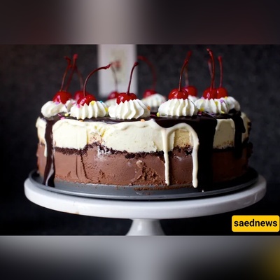 I Made the Ultimate Hot Fudge Sundae Cake From Scratch — It Was Delightfully Insane
