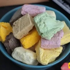 How to Make Fluffy Dry Ice Cream at Home