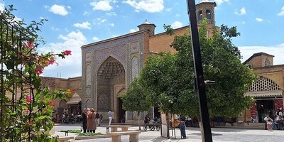 Why Is Vakil Mosque a Testament to Shiraz’s Architectural Glory?