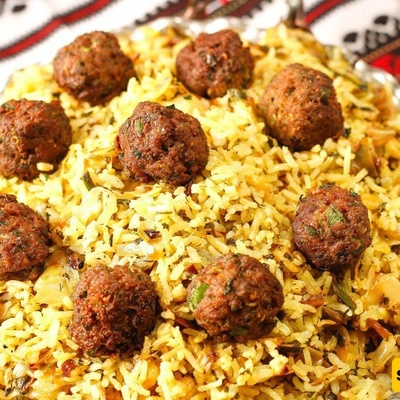 Kohlrabi Pilaf (Kalom Qomri Polo) Recipe