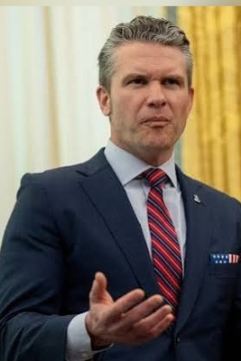 Senior US Senator Calls for Pete Hegseth’s Immediate Dismissal