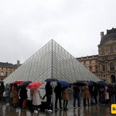 Louvre Museum Shuts Doors Amid Workers’ Strik