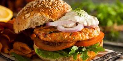 Restaurant-Style Salmon Burger Recipe + Golden Tips for a Juicy, Crispy Burger