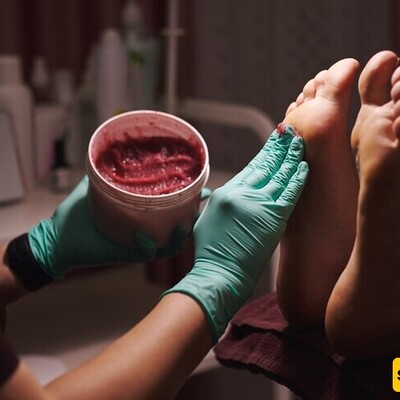 8 Home Remedies to Treat Peeling Feet