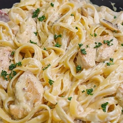 Quick 20-Minute Fettuccine Pasta Dinner Recipe | Video