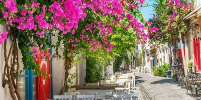 Discover Turkey's Çeşme: A Complete Travel Guide with Photos