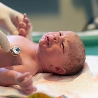 Iranian Women Resist Natural Childbirth and Embrace C-Sections! + Photos