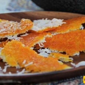 Mastering the Art of Crispy Tahdig: Secrets to Making This Delicious Iranian Dish