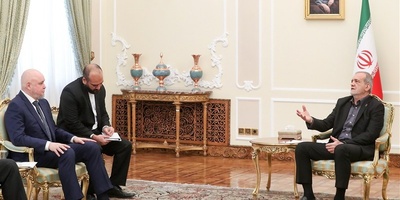 Pezeshkian Says Completion of Corridor Projects Marks New Era in Iran-Russia Ties