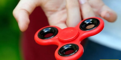 Viral Video: A Fidget Spinner Behaves Like a Mini Satellite in Space
