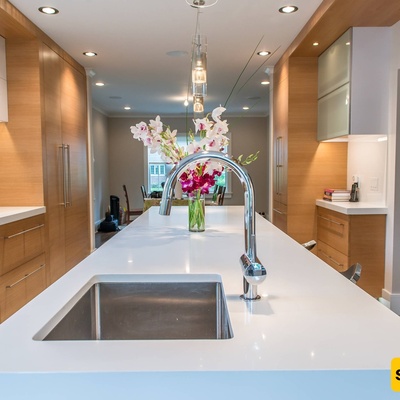 Items You Should Never Store Under The Kitchen Sink