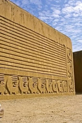 Chan Chan: The World’s Largest Adobe City in Pictures