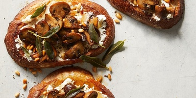 How to Make Italian Mushroom Canapés