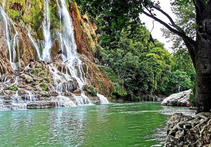 Bisheh Waterfall