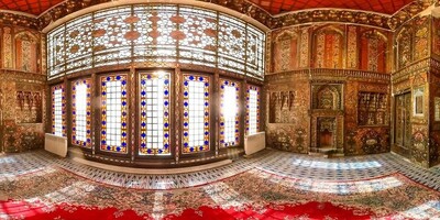 Walking through the Qavam ol-Dowleh Mansion of the Qajar era + video/photo.