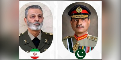 Iran, Pakistan Military Chiefs Discuss Flood Relief and Border Security