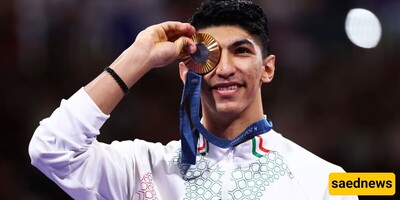 [VIDEO] Emotional Moments When Gold Medalist Arian Salimi Tears Up During National Anthem