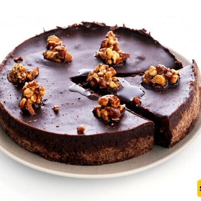 Indulge in Decadence: A Heavenly Recipe for Chocolate and Caramel Tart