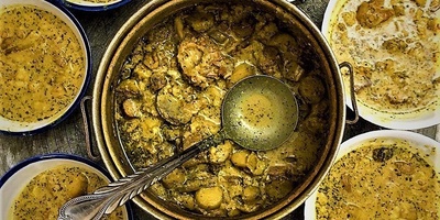 How to Make Eggplant and Kashk Stew from Hamadan: A Traditional Dish with Unforgettable Flavor