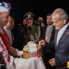 Ashgabat Welcomes Iran’s President with Bread and Salt! / Pezeshkian “Won Over” by the Gesture + Video