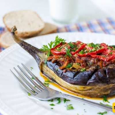 Turkish Karnıyarık: A Classic Stuffed Eggplant Recipe