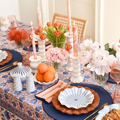What Mistakes Make A Dining Table Look Cluttered?