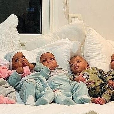 27-Year-Old Mom Breaks Records with Stunning Birth of Nonuplets + Photos