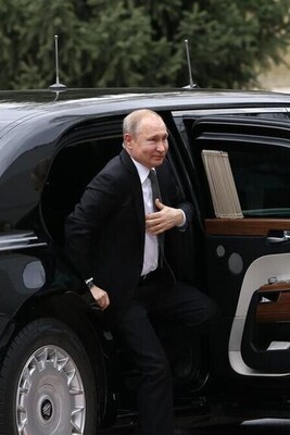 Putin Becomes a Traveler to Tehran / Mohajerani: We Are Preparing for the Russian President's Visit to Iran