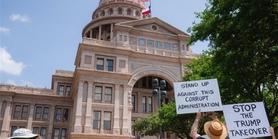 Over 300 Protests Held Saturday against Trump Redistricting Push