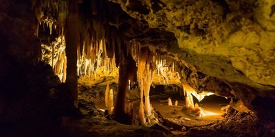 Amazing Discovery of a Cave Full of Antiques and Valuable Treasures in Iran – Seeing Them Will Blow Your Mind! +Photos