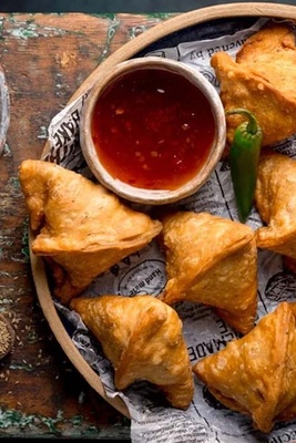 A Journey to Southern Iran With a Hot Pan: How to Make Abadan-Style Samosas in a Street Market Style Recipe