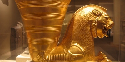 Golden Secrets of Ancient Iran in the Rare Masterpieces of the “Vakhsh Treasure”: From the Lost Tiger to the Legendary Fish That Gilded History’s Walls