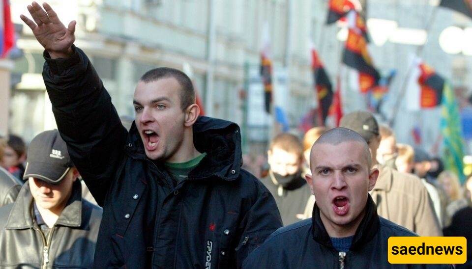 Online Behavior of Russians Under Putin’s Microscope; Russia Targets “Extremists”