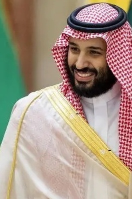 You Haven't Seen Bin Salman in This Style: A Look at the Saudi Crown Prince’s Sporty Outfit with a Suit Jacket and Shorts + Photos