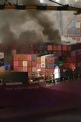 Fire Erupts on Cargo Ship at Port of Los Angeles!