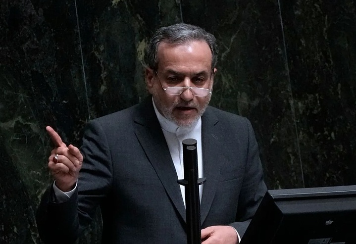 Araghchi: The Prime Minister of Australia is truly a “weak politician.”