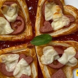 6 Quick Heart-Shaped Food Ideas for Valentine's Day / Every Artistic Woman Can Showcase Their Art and Love + Video
