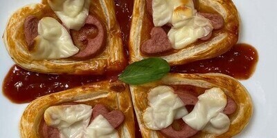 6 Quick Heart-Shaped Food Ideas for Valentine's Day / Every Artistic Woman Can Showcase Her Art and Love to Her Husband with These Tricks + Video