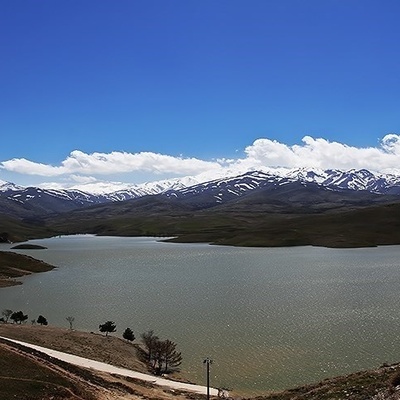 Ekbatan Dam Lake – A Tranquil Escape in Hamedan, Iran