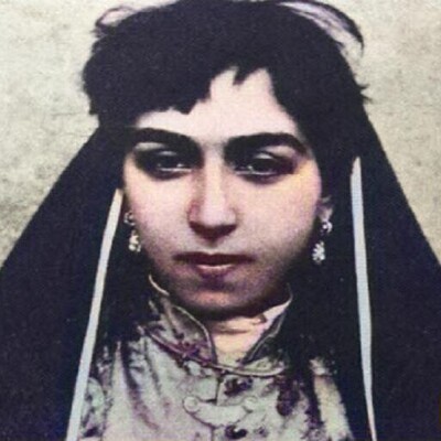 Interesting Photos of Qajar Women with Trendy and Modern Scarves / 200 Years Ago and This Stylish!