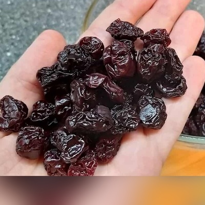 An Attractive Method for Drying Sour Cherries at Home