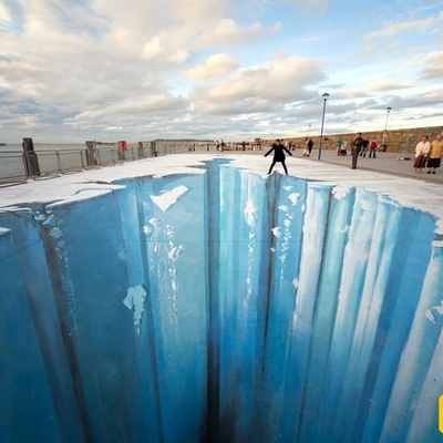 3D Masterpieces by a German Artist Transform Streets into Canyons—Now Try Convincing Your Brain They’re Just Flat Roads!