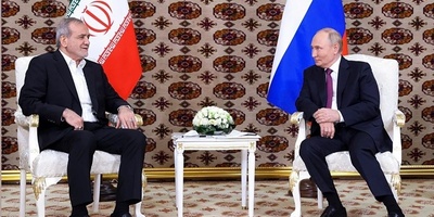 Putin, Pezeshkian Discuss Bilateral Ties, Regional Issues in Phone Call