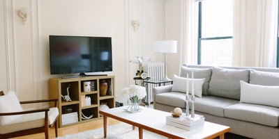 Easy Changes That Make Your Home Look More Beautiful Before Guests Arrive