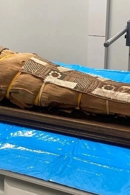 Discovery of an Unknown Object on the Chest of a 2,000-Year-Old Egyptian Child Mummy