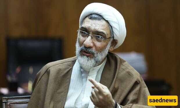 Unseen Image of the Meeting and Negotiation Between Mostafa Pourmohammadi and Saddam Hussein!
