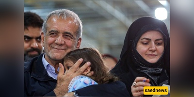 Old Family Photo of Iran’s President Sparks Wave of Nostalgia and Online Admiration