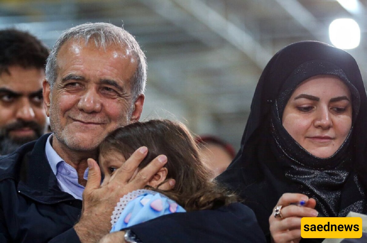 Old Family Photo of Iran’s President Sparks Wave of Nostalgia and Online Admiration