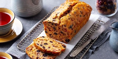 Oil-Free and Sugar-Free Diet Cake Recipe: Healthy and Delicious